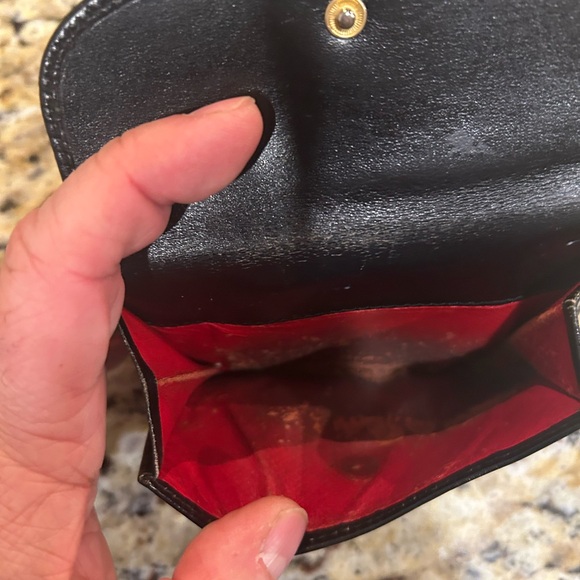 GUCCI Gold G Logo Bi-fold Leather Wallet Italy - Picture 8 of 12